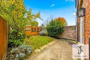 Photo 15- click for photo gallery